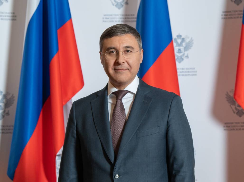ПВГУС поздравляет с днем рождения Валерия Николаевича Фалькова