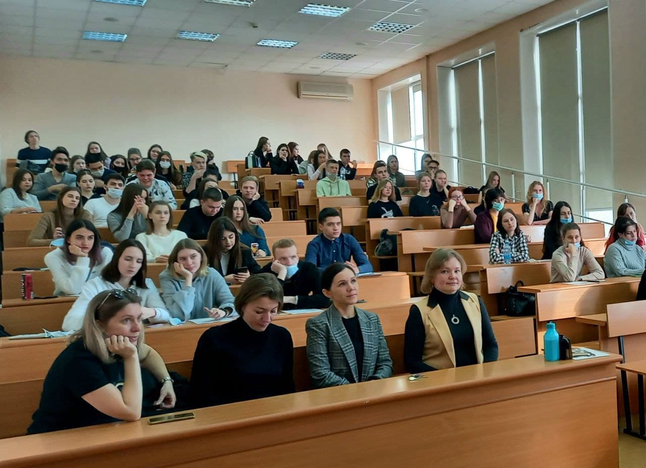 Интересное предложение для начала карьерного пути представляет Teleperformance Russia Group